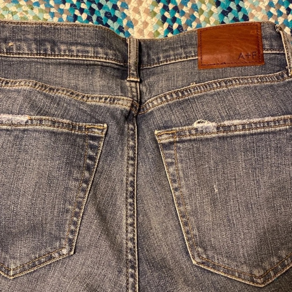 Jeans - Picture 6 of 9
